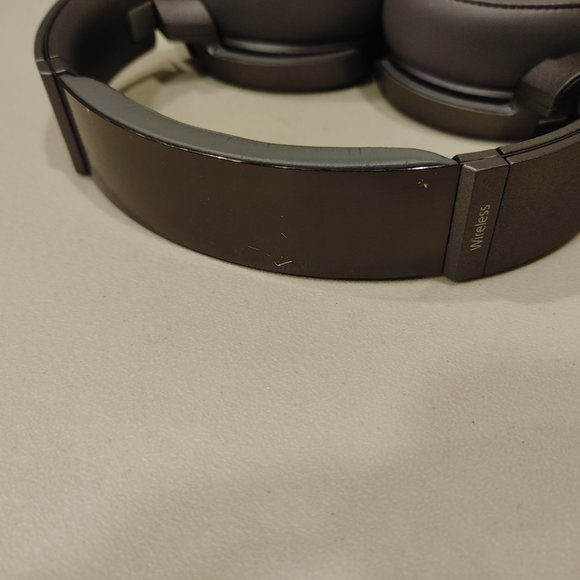 Sony MDR-XB950N1 noise canceling Extra BASS over the ear headphones (Gray) - Picture 4 of 11
